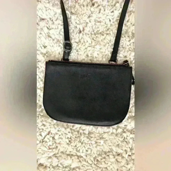 Lo & Sons multi way black leather bag. - Picture 4 of 15